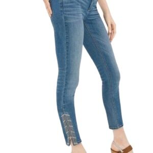 WHBM Plus Light Wash Skinny Ankle Jeans
Zipper Side Print Hem